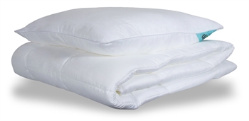Täcke- och kuddset - Årsduntäcke 140x200 cm + Huvudkudde 60x63 cm - Zen Sleep fiberduntäcke och fiberkudde