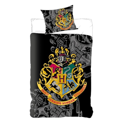 Harry Potter sengetøy av flanell - 140x200 cm - Guldfärgat Hogwarts vapensköld - 2 i 1 design - 100% Bomull sengesett