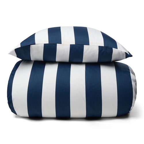 Sängkläder i 100% mjuk och härlig bomullssatin - Vackra blå ränder - 140x200 cm - Nordic Stripe bäddset från By Night