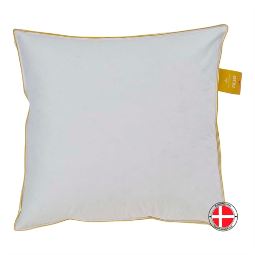 Myskdunkuddar - Fejø "Medium" kudde - 60x63 cm - 3 kammare -  Quilts Of Denmark