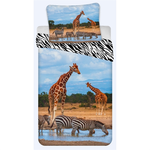 Sengetøy 140x200 cm - Savannens djur - Giraffer och zebror på savannen - Vändbart påslakanset - 100% Bomull - Barnsängkläder